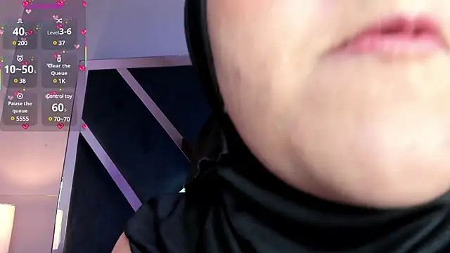 Snapshot of Nahid_Jaziri1 chatting on March 18, 2025, 9:10 pm Nahid Jaziri1 online show from March 18, 2025, 9:10 pm
