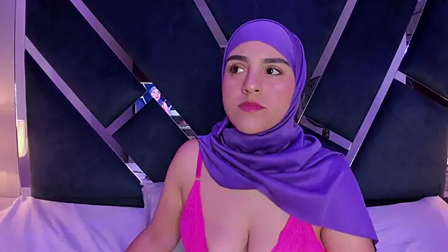 Snapshot of Nahid_Jaziri1 chatting on September 12, 2025, 7:35 pm Nahid Jaziri1 online show from September 12, 2025, 7:35 pm