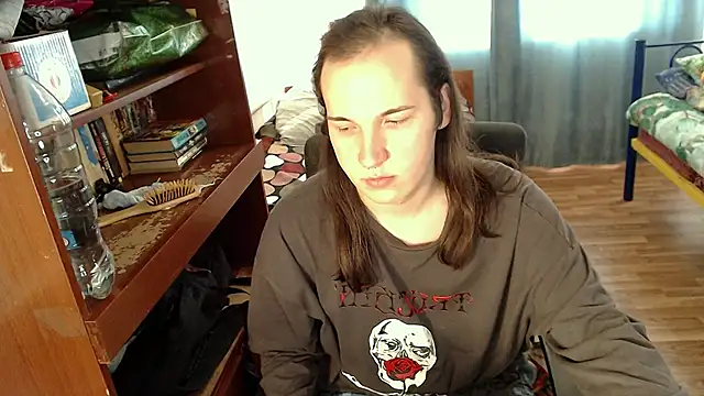 Snapshot of EvaMiron chatting on February 28, 2025, 10:52 am EvaMiron online show from February 28, 2025, 10:52 am