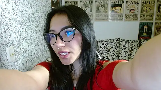 Snapshot of wild_kittys chatting on May 8, 2026, 5:44 am wild kittys online show from May 8, 2026, 5:44 am