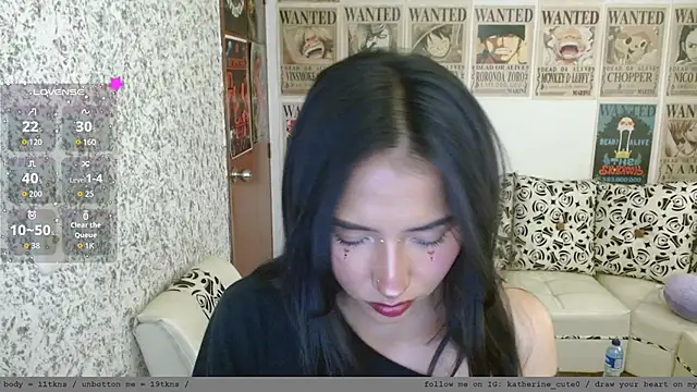 Snapshot of wild_kittys chatting on April 21, 2026, 10:05 pm wild kittys online show from April 21, 2026, 10:05 pm