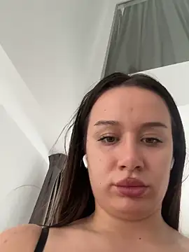 Snapshot of deliaroyal chatting on September 27, 2025, 12:55 pm deliaroyal online show from September 27, 2025, 12:55 pm