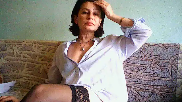 Snapshot of Mat_Elenore chatting on March 4, 2025, 2:53 pm Mat Elenore online show from March 4, 2025, 2:53 pm