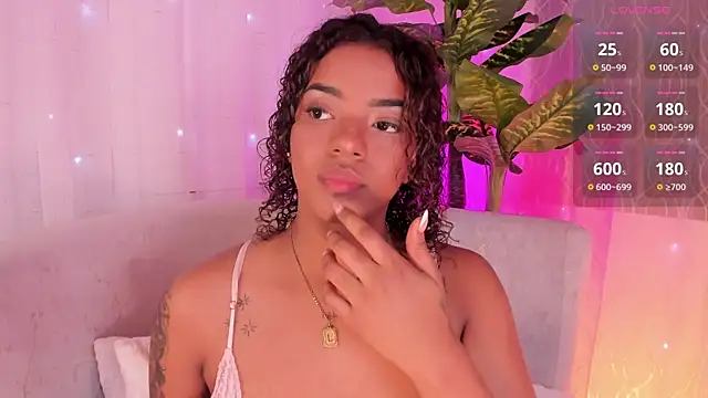 Iris hott1 online show from October 9, 2025, 2:01 am