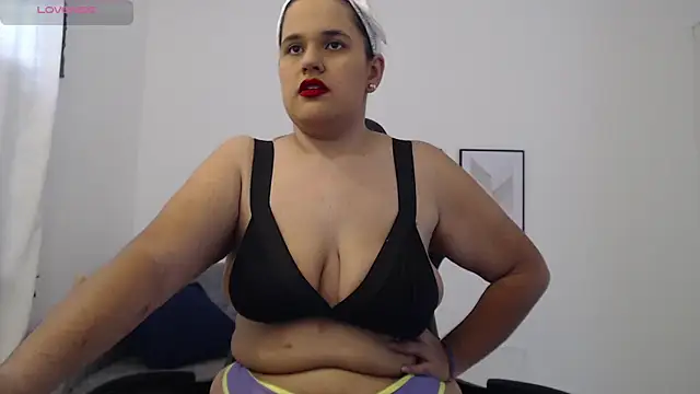 Snapshot of natalia_curvy1 chatting on September 25, 2025, 6:14 pm natalia curvy1 online show from September 25, 2025, 6:14 pm