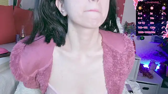 Snapshot of berrybaebaby chatting on December 24, 2024, 6:44 am berrybaebaby online show from December 24, 2024, 6:44 am