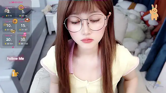 Snapshot of Sweet-18wanwan chatting on August 1, 2026, 11:19 am Sweet-18wanwan online show from August 1, 2026, 11:19 am