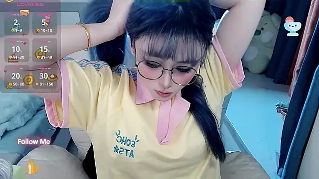 Snapshot of Sweet-18wanwan chatting on February 17, 2025, 3:33 pm Sweet-18wanwan online show from February 17, 2025, 3:33 pm