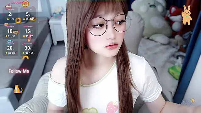 Snapshot of Sweet-18wanwan chatting on June 20, 2026, 1:27 pm Sweet-18wanwan online show from June 20, 2026, 1:27 pm