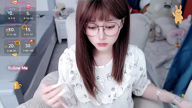 Snapshot of Sweet-18wanwan chatting on August 6, 2026, 6:08 am Sweet-18wanwan online show from August 6, 2026, 6:08 am