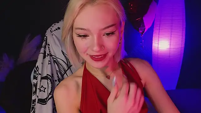 SandraBoyl online show from March 4, 2025, 1:12 am