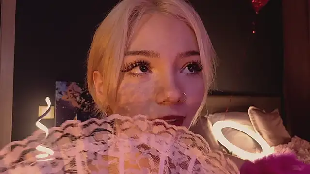 SandraBoyl online show from March 15, 2025, 4:24 am