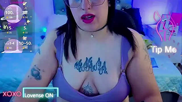 NatalieHarris online show from May 12, 2026, 6:03 pm