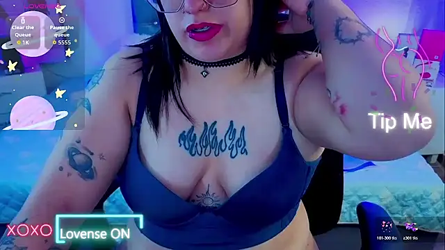 NatalieHarris online show from May 13, 2026, 5:09 pm