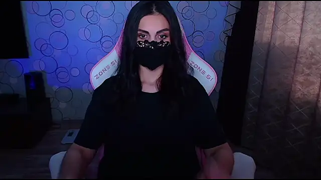 Snapshot of __Yasmina__ chatting on October 17, 2025, 6:17 am Yasmina online show from October 17, 2025, 6:17 am