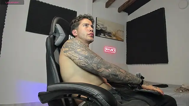 LucianSinclair online show from September 28, 2025, 12:17 am