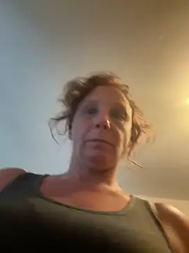 Everlyrose27 online show from June 10, 2026, 5:47 pm