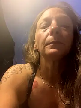 Everlyrose27 online show from December 5, 2024, 9:22 pm