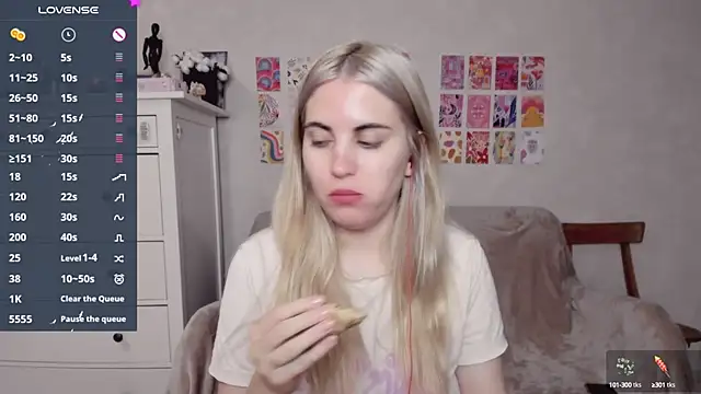 pawpaws online show from October 15, 2025, 8:55 am