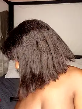 rosey cheeks online show from October 31, 2025, 12:40 am