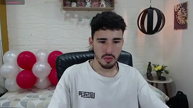 DmitriSanders online show from February 18, 2025, 8:25 pm