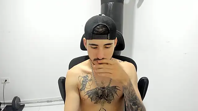 DmitriSanders online show from September 10, 2025, 8:08 pm