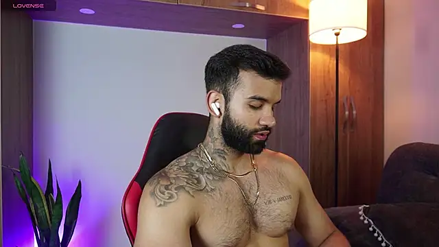 MarkHazze online show from November 21, 2025, 10:53 pm