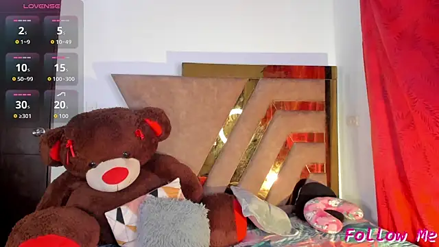 naatashamendozaa online show from September 10, 2025, 10:20 pm