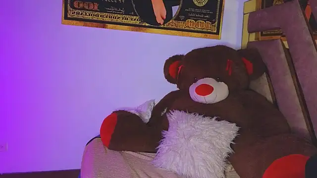 naatashamendozaa online show from February 28, 2026, 3:06 am