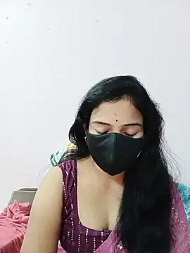 Snapshot of Keerthi-Telugu chatting on January 7, 2025, 5:31 pm Keerthi-Telugu online show from January 7, 2025, 5:31 pm