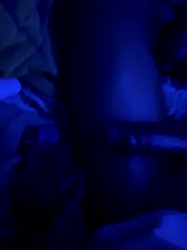 Snapshot of rellzmulla chatting on February 21, 2026, 3:41 am rellzmulla online show from February 21, 2026, 3:41 am