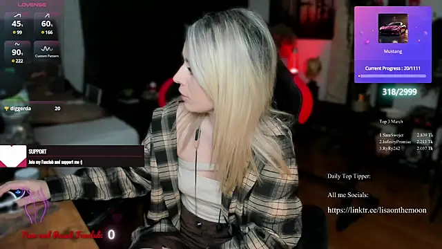 Snapshot of Lisaonthemoon chatting on March 13, 2025, 6:34 pm Lisaonthemoon online show from March 13, 2025, 6:34 pm