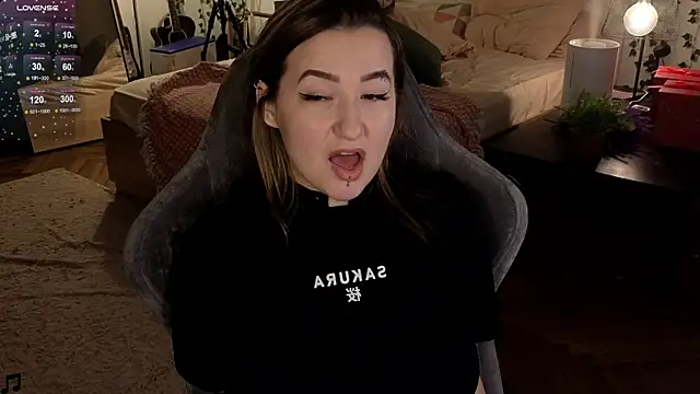 Megan  Hart online show from January 15, 2025, 3:29 pm