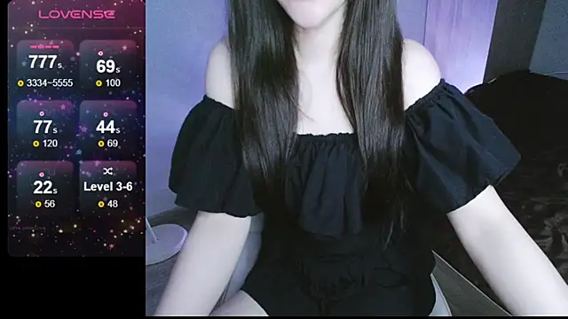 Snapshot of _Viviann_ chatting on March 3, 2025, 4:15 pm Viviann online show from March 3, 2025, 4:15 pm