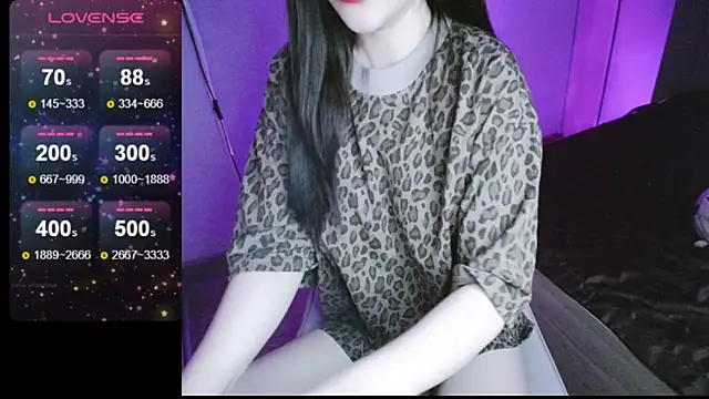 Snapshot of _Viviann_ chatting on March 11, 2025, 4:18 pm Viviann online show from March 11, 2025, 4:18 pm