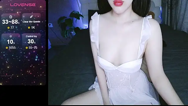 Snapshot of _Viviann_ chatting on December 1, 2024, 4:34 pm Viviann online show from December 1, 2024, 4:34 pm