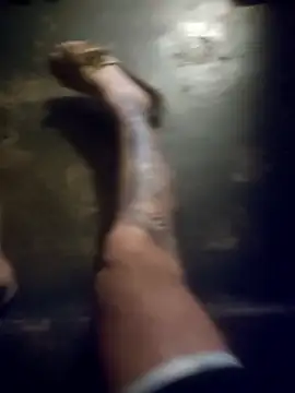 dredre1069 online show from December 15, 2025, 2:17 am