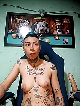 Snapshot of real_fenix chatting on November 15, 2025, 8:24 pm real fenix online show from November 15, 2025, 8:24 pm