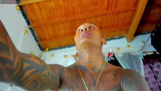 esteveen ortegas  online show from December 22, 2025, 12:16 pm