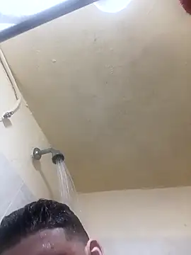 sebaspenegrande2002 online show from April 2, 2026, 10:05 pm