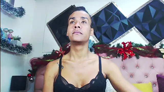 andrea safeira doll online show from December 16, 2025, 1:48 pm