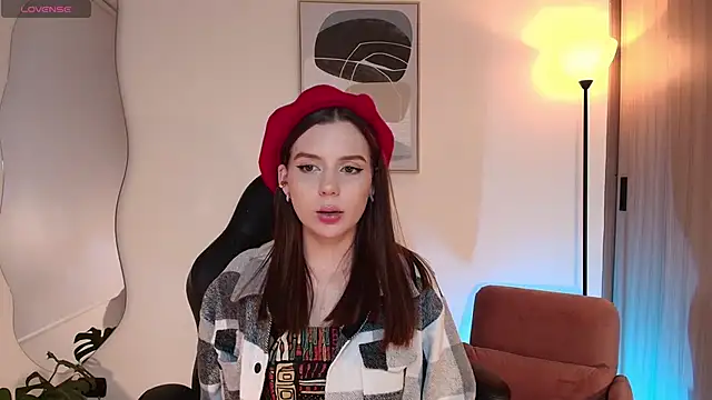 Snapshot of MirandaShaw chatting on March 31, 2026, 1:07 am MirandaShaw online show from March 31, 2026, 1:07 am