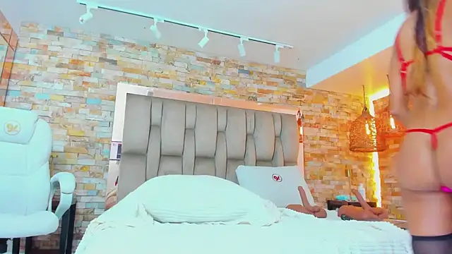 karla dunn online show from December 5, 2025, 8:39 pm