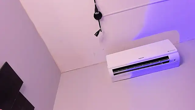 BRYXXXON1 online show from October 1, 2025, 3:27 pm