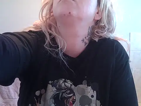 mollymay69 online show from February 23, 2026, 3:52 am