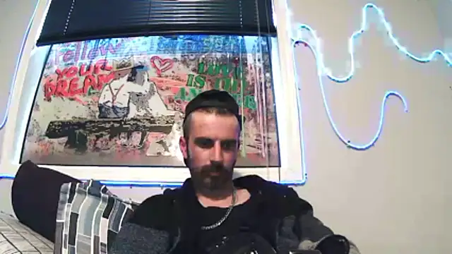 Snapshot of Joshedm780 chatting on May 28, 2026, 2:12 pm Joshedm780 online show from May 28, 2026, 2:12 pm