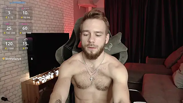 Snapshot of LeoPaulini chatting on December 28, 2024, 8:05 am LeoPaulini online show from December 28, 2024, 8:05 am