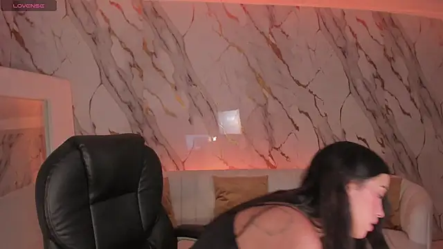 PaulinaSantos  online show from October 10, 2025, 7:58 pm