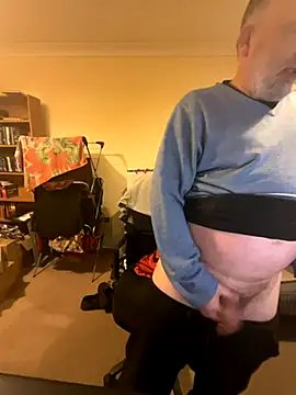 LondonTeffy online show from October 30, 2025, 11:01 pm