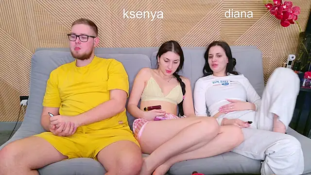 Snapshot of Ksenny chatting on March 24, 2026, 5:29 am Ksenny online show from March 24, 2026, 5:29 am